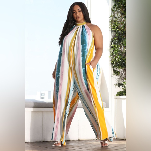 Fashion Nova Pants - Fashion Nova NEW Maldives Halter Tie Printed Backless Jumpsuit Size 2X Wide leg